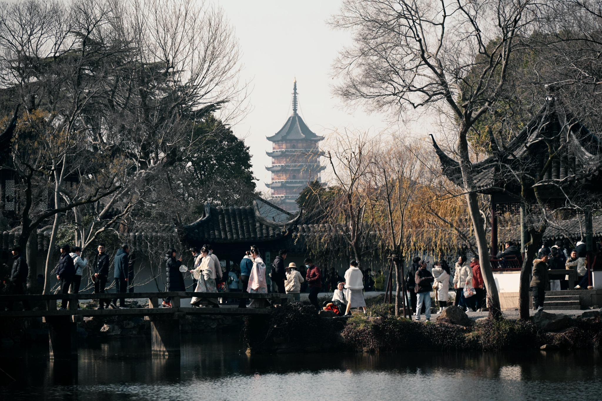 园中旧塔